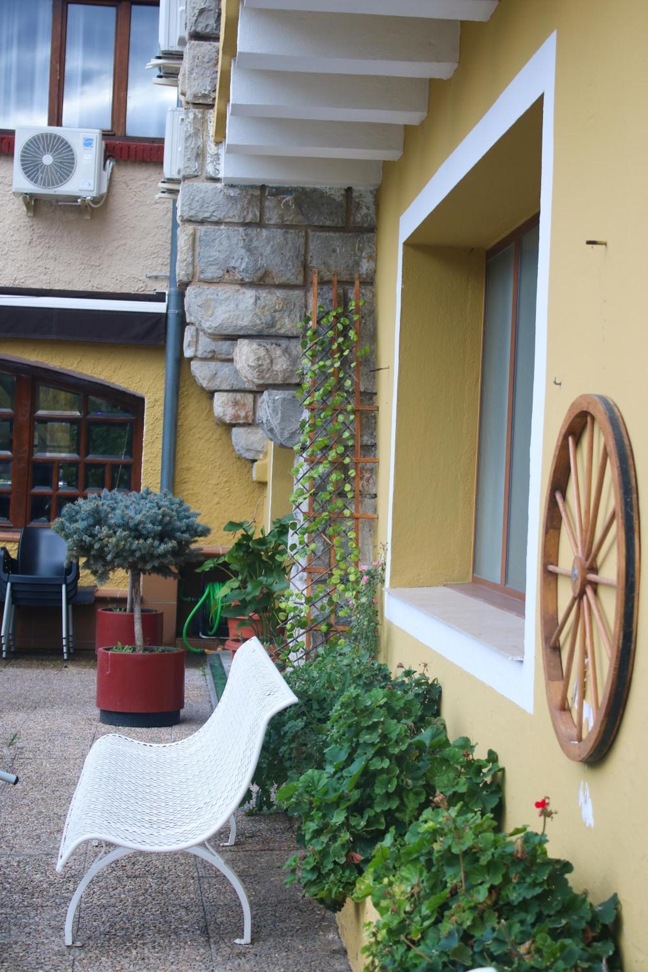 Hotel El Molino De Pancorbo Exterior photo
